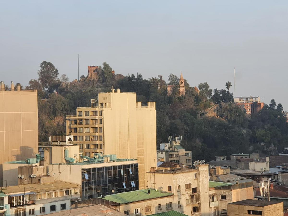 Centrico, Comodo Y Moderno Con Vista Privilegiada Hasta 4Pers Santiago de Chile Bagian luar foto
